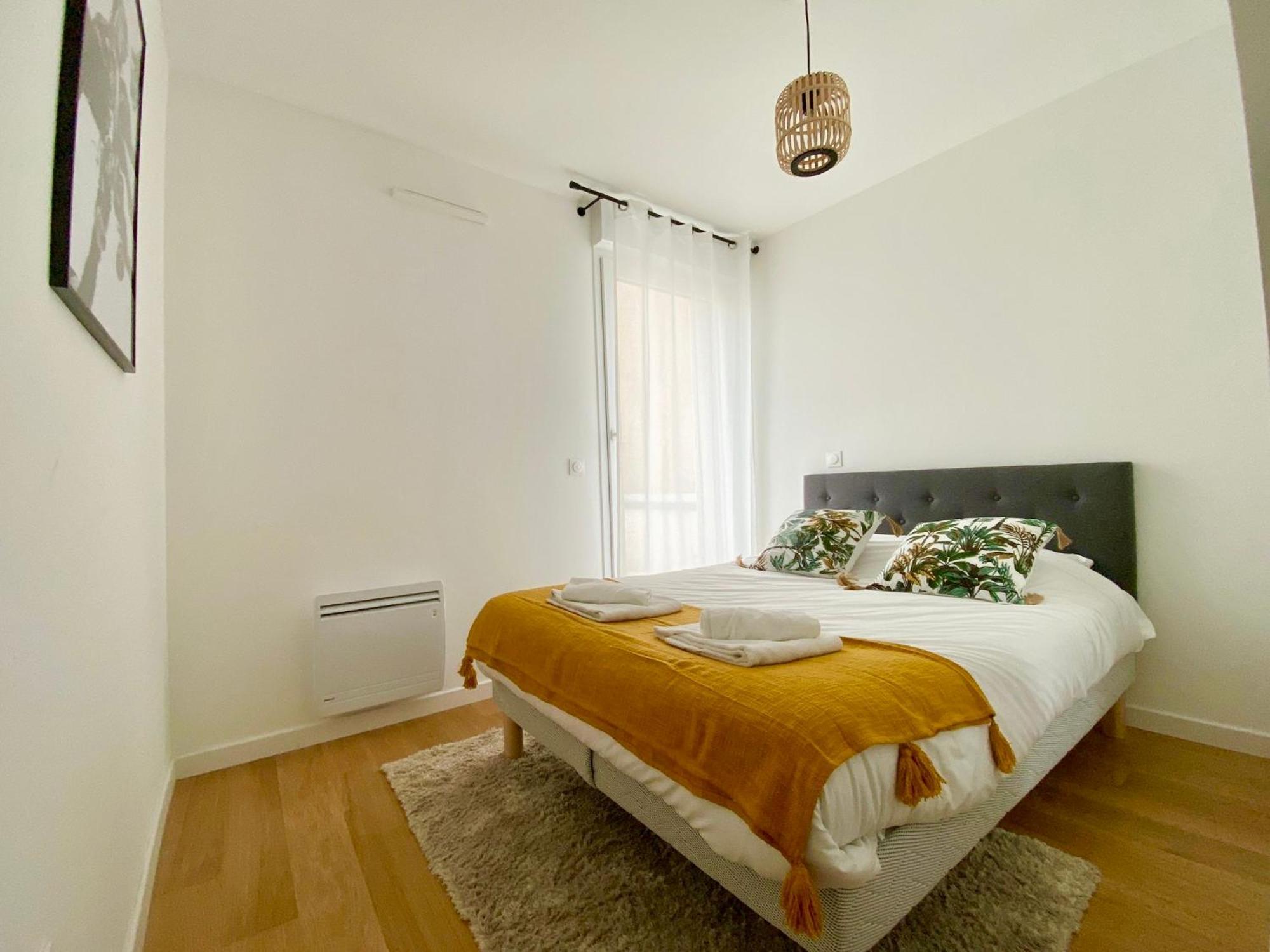 Hermes - Reims En Grand Apartamento Exterior foto